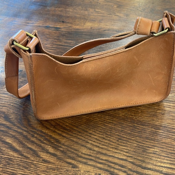 Madewell The Sydney Shoulder bag. Used once. Like new. Purse - Picture 4 of 5